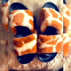 1of a kind AnimalPrint Fur FlipFlops,